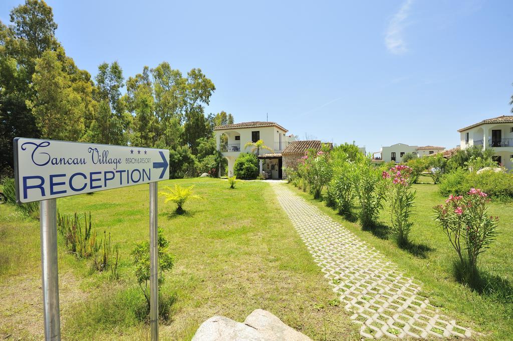 Tancau Village Beach & Resort 로초라이 외부 사진
